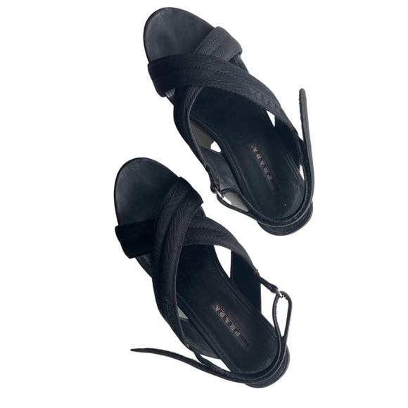Prada 8.5 platform sandals strap Velcro closure Reposhing this item - Picture 4 of 4